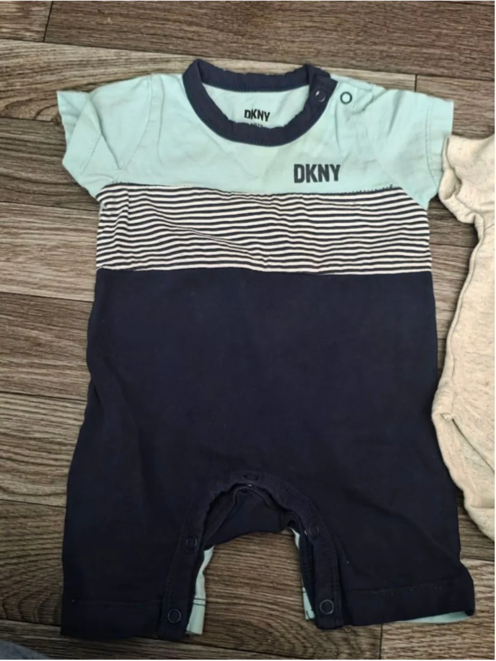 Baby DKNY Bodysuits 0-3 Months‎ Blue Gray Striped 2-Pack